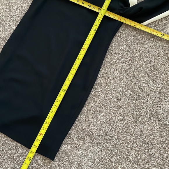 Simple and Stylish! Liz Claiborne dress- 2P - Picture 5 of 7